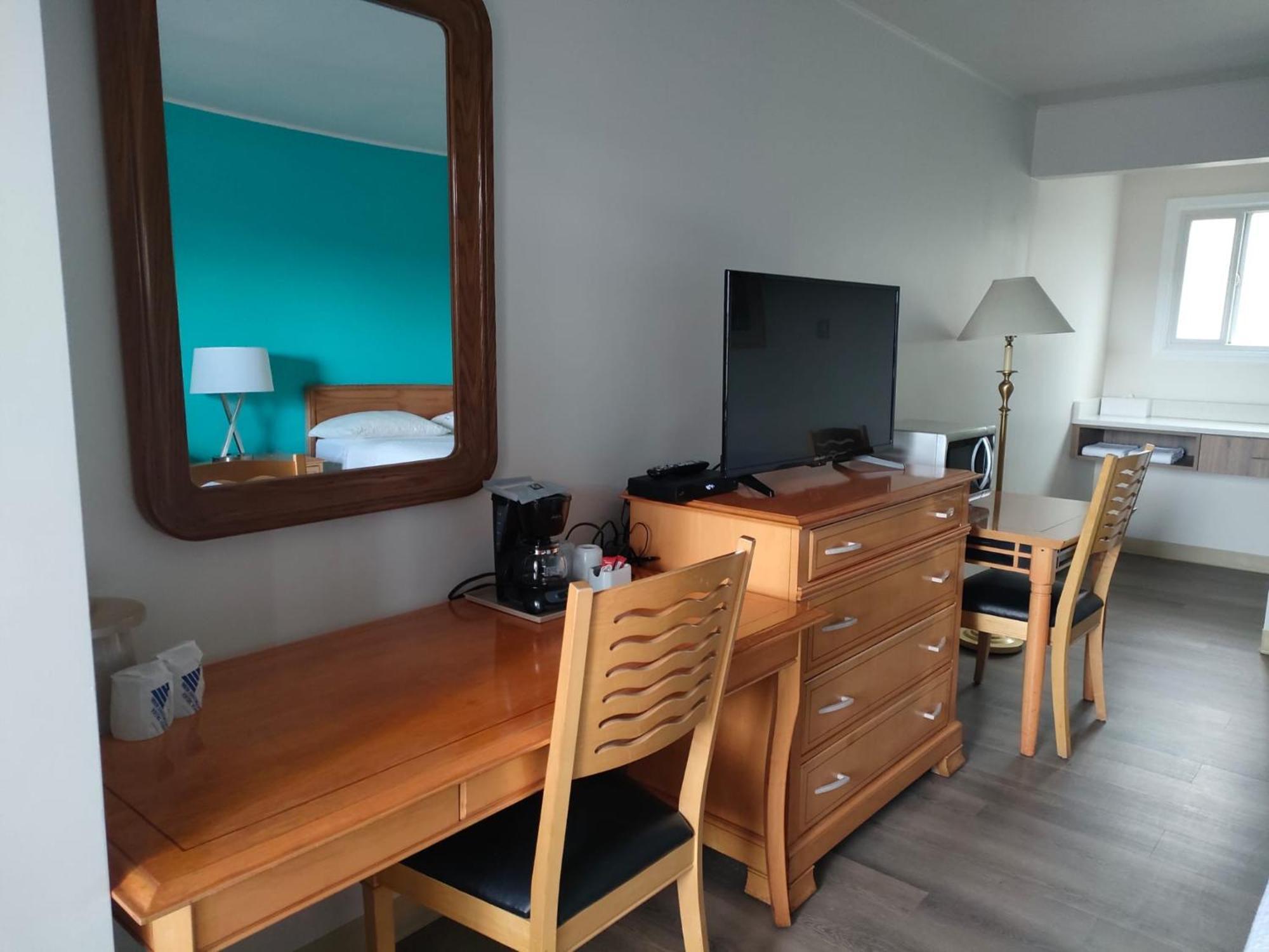 Tara Vista Inn Hinton Eksteriør billede